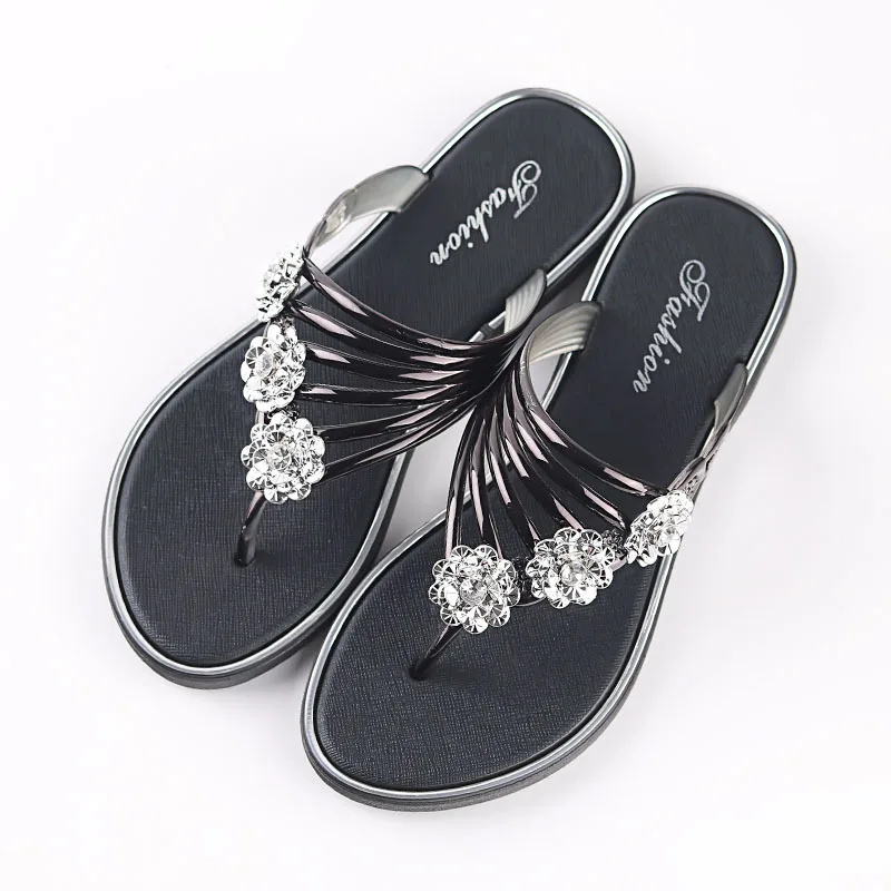 

Summer New Fashion Casual Beach Outdoor Flip Flop Women Rhinestone Woman Slippers Home Sandals Flip Flops Women Flat Shoes