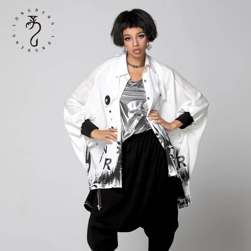 

Fashion Design Letter Printing Loose Large Size Irregular Blouse 2022 Spring New Bat Long-Sleeved Shirt Women White Black LL812