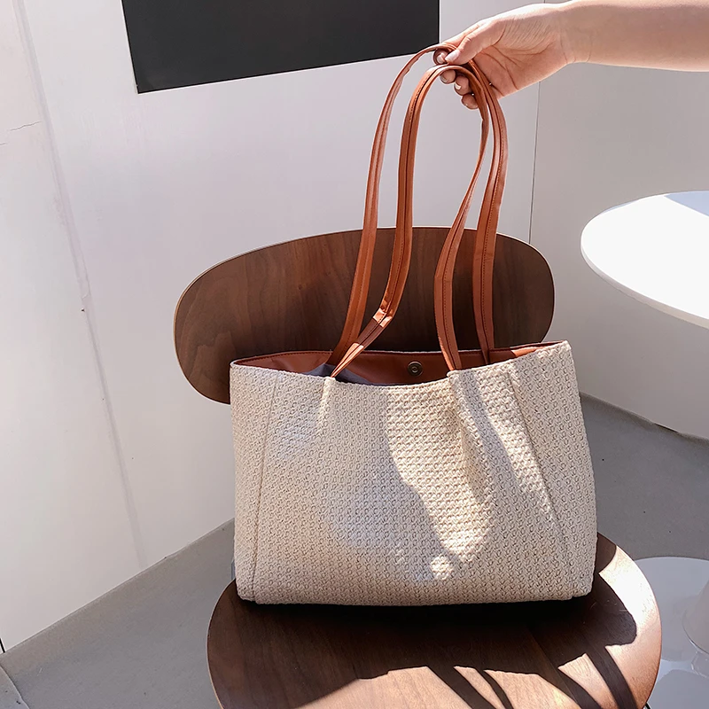 

2021 Summer New Shoulder Bag Female Luxury Brand Handbags Large-capacity Hand-woven Straw Bag Casual All-match Beach Bags Purse