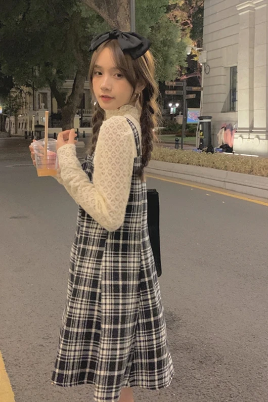 

Moko Korean Style Sweet lolita dress Lace Stitching Plaid Fake Two-Piece Temperament Long Sleeve Dress Women's Autumn and Winter