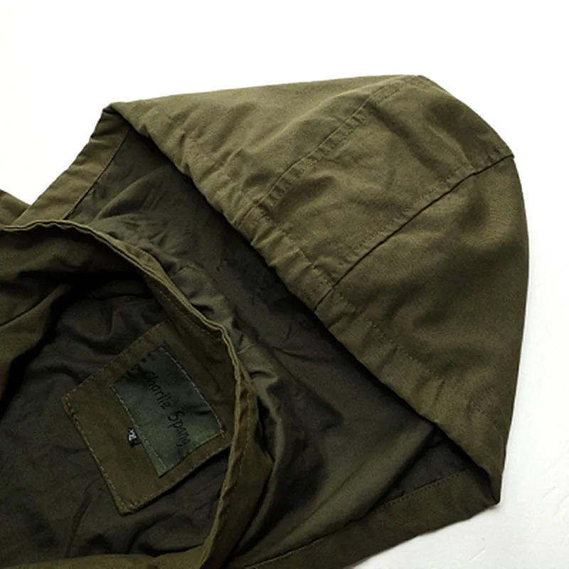 

Winter 2021 new men's jacket military flying men's jacket bomber men's jacket motorcycle windproof coat handsome shoulder badge