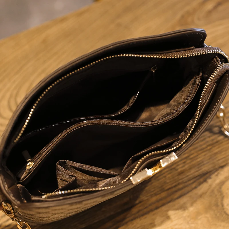 

Shell Bag Female New 2021 Fashion Trend Messenger Shoulder Small Square Bag Chain Temperament Portable Small Bag