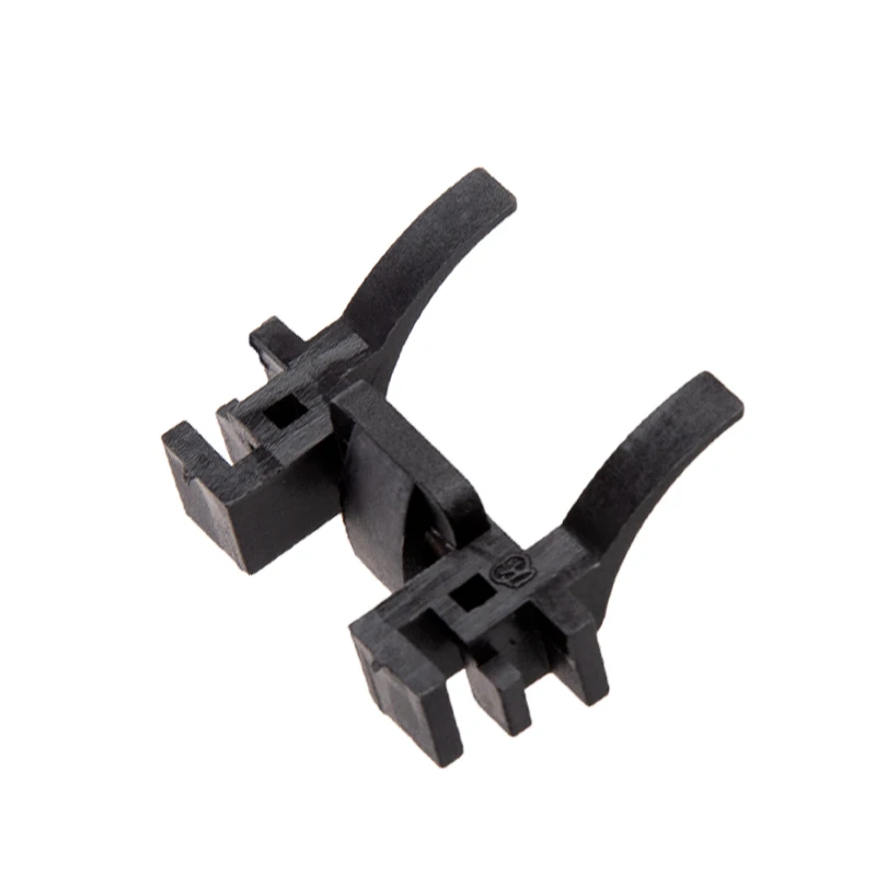 

2PCS H7 Led lamp Socket Adapter For Ford Mondeo IV Land Rover Discovery For Fiat 500 H7 Low Beam Led Car Socket Base