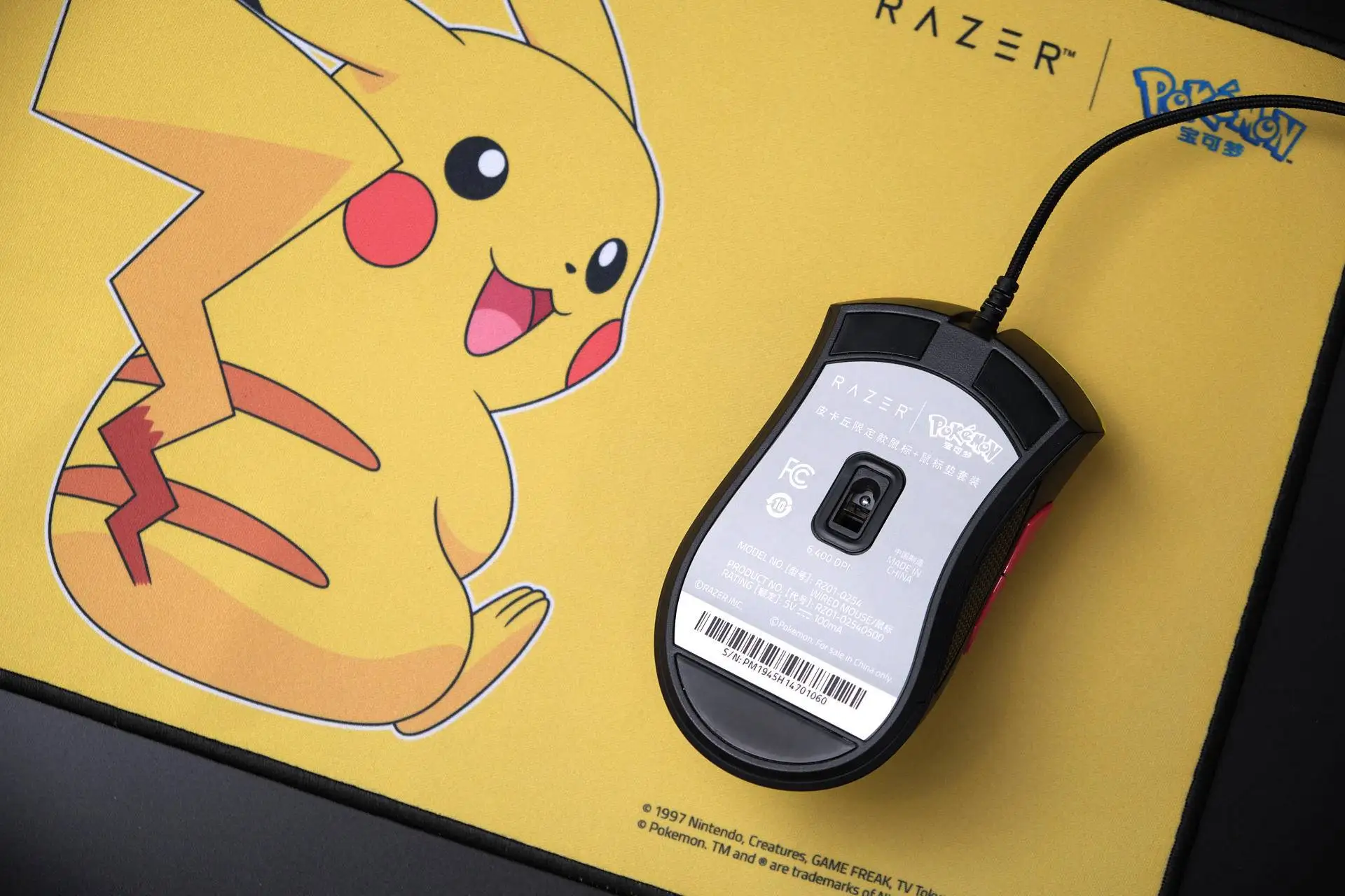 

Original Razer DeathAdder Pika chu gaming Mouse Mouse pad set cartoon backlight wired Game esports mouse