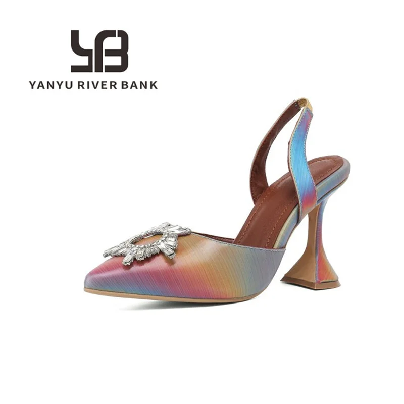 

2021 Brand women Pumps luxury Crystal Slingback High heels Summer bride Shoes Comfortable triangle Heeled Party Wedding Shoes
