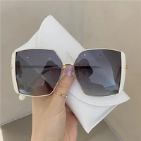 2021 fashion oversized square sunglasses women vintage mental frame sun glasses man eyewears rimless shades oculos de sol