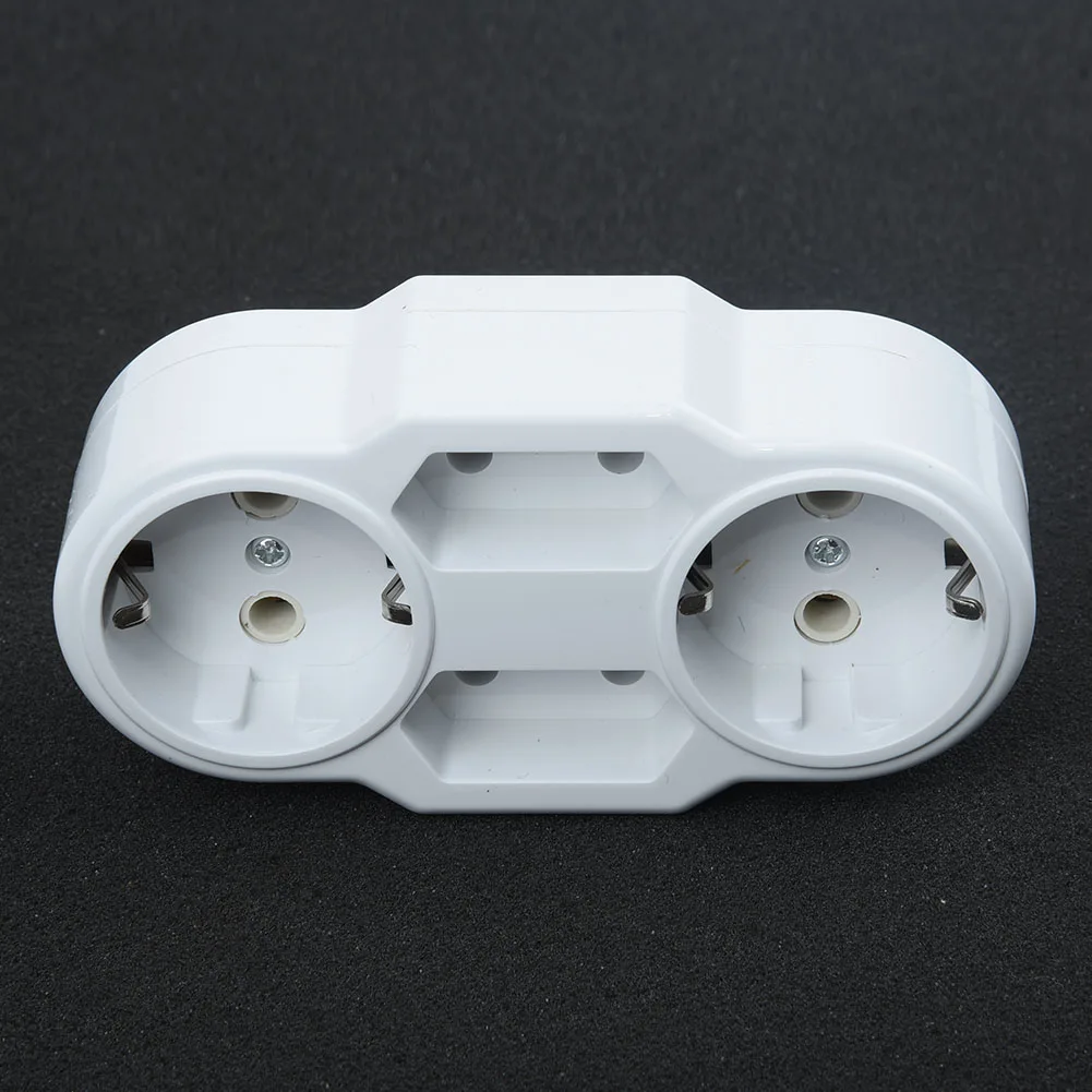 Переходник для адаптера питания дорожный от 1 до 4 направлений стандарт ЕС белый