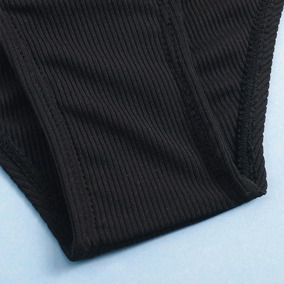 Однотонный черный купальник с оборками для девочек детский из двух предметов