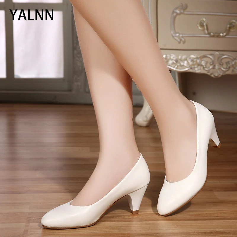 Yalnn/платье без шнуровки размера плюс нейтральные Свадебные 2019 свадебные туфли с