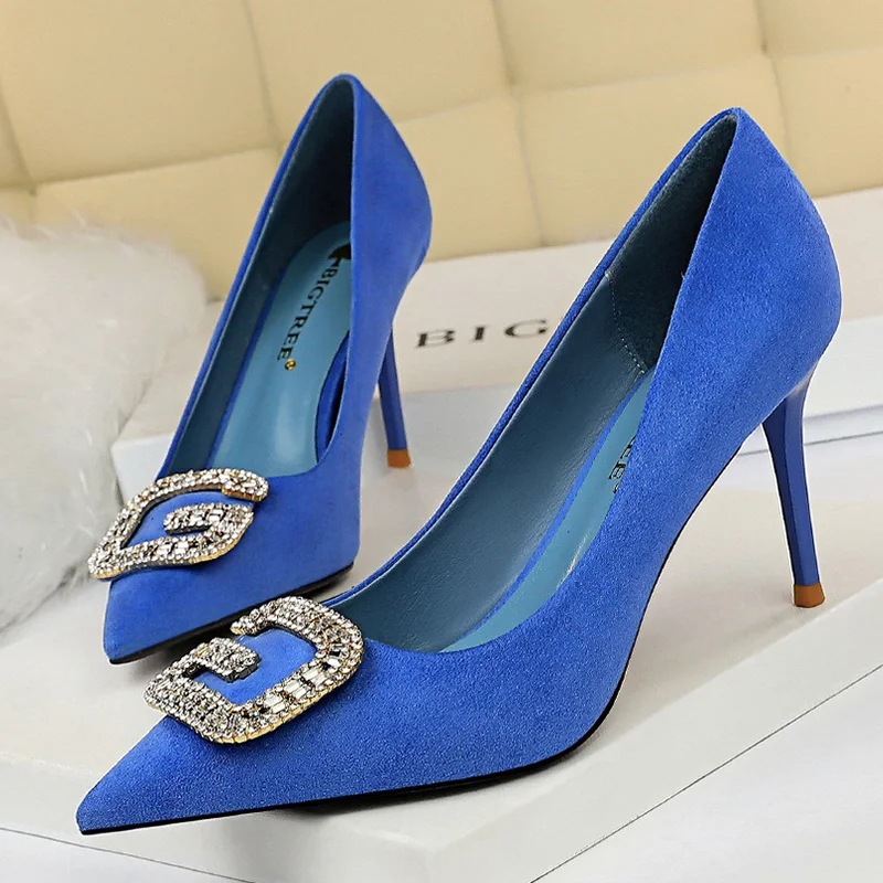 Модная новинка Женские туфли-лодочки пикантные туфли на выход металлические