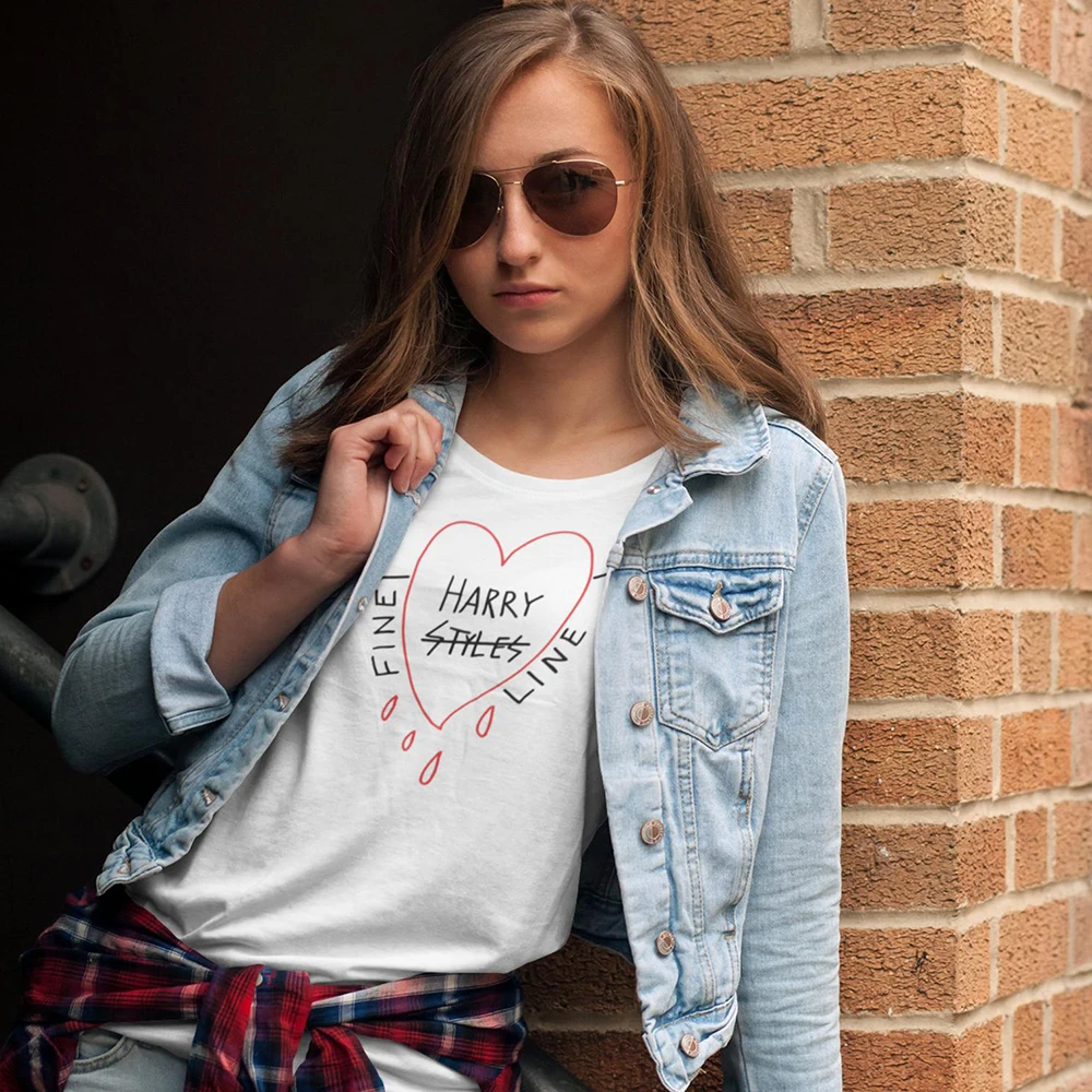 

Tee Fine Line Funny Printed Women T Shirts Vintage Tops for Woman Clothes Treat People Kindness Graphic Tee Shirt