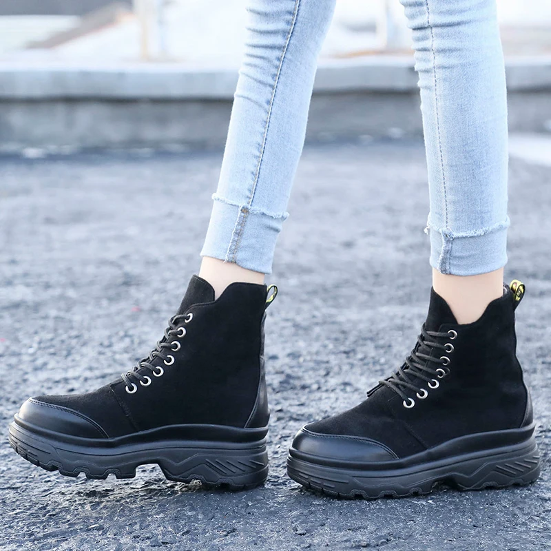 Женские кроссовки на толстой подошве шнуровке|Женские полусапожки| |