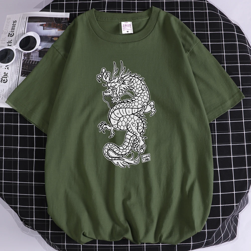 

Dragon workshop anime printing mans t shirt new fit Branded tshirt street Crewneck Short sleeved fashion loose male T-shirts