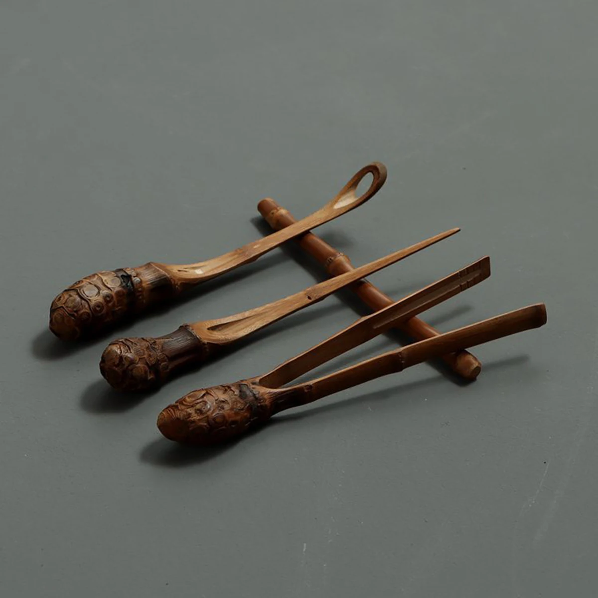 Juego de t&eacute; de ra&iacute;z de bamb&uacute;, accesorios para la ceremonia del t&eacute;, cinco piezas naturales hechas a mano, pinza para t&eacute;, saucer de aguja de t&eacute; con fugas-3