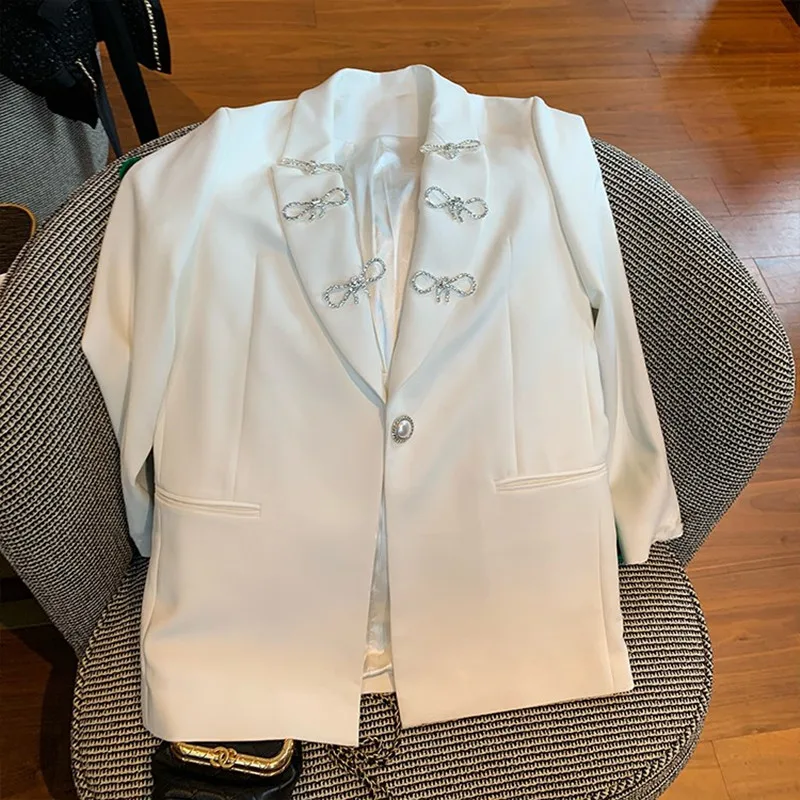

Brand Fashion Women High Luxury Winter Elegant Ladies Temperament Diamond Buckle Bow White Suit Blazer Coat