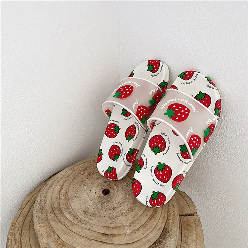 

Summer Slippers Women Slides Female Shoes Cartoon Fruit Strawberry Pineapple Peach Girl Flip Flops Slide Sandals Beach Slides