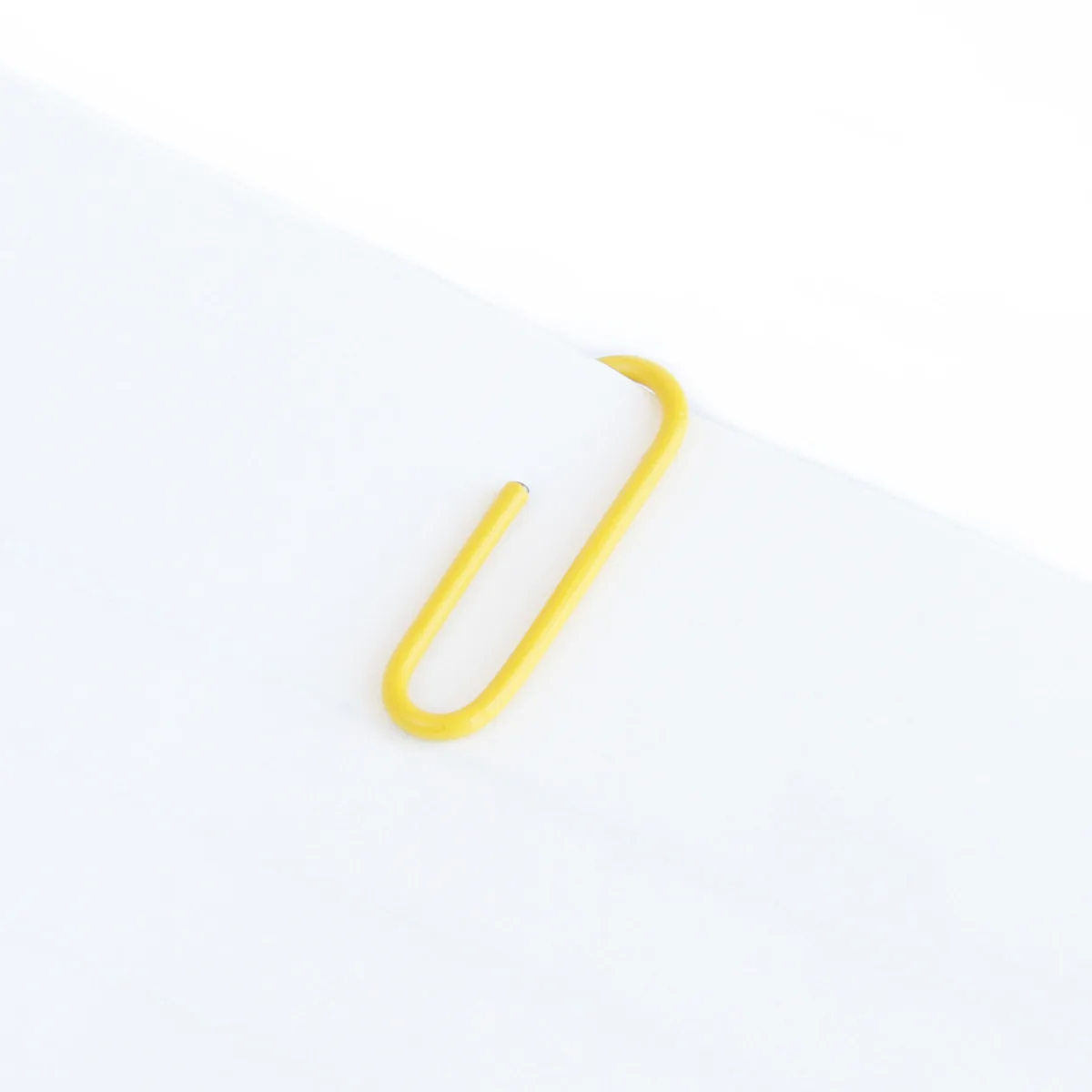 

Powerful paper clip 0024 color creative cute paper clip Financial file classification collection 100 pieces / box