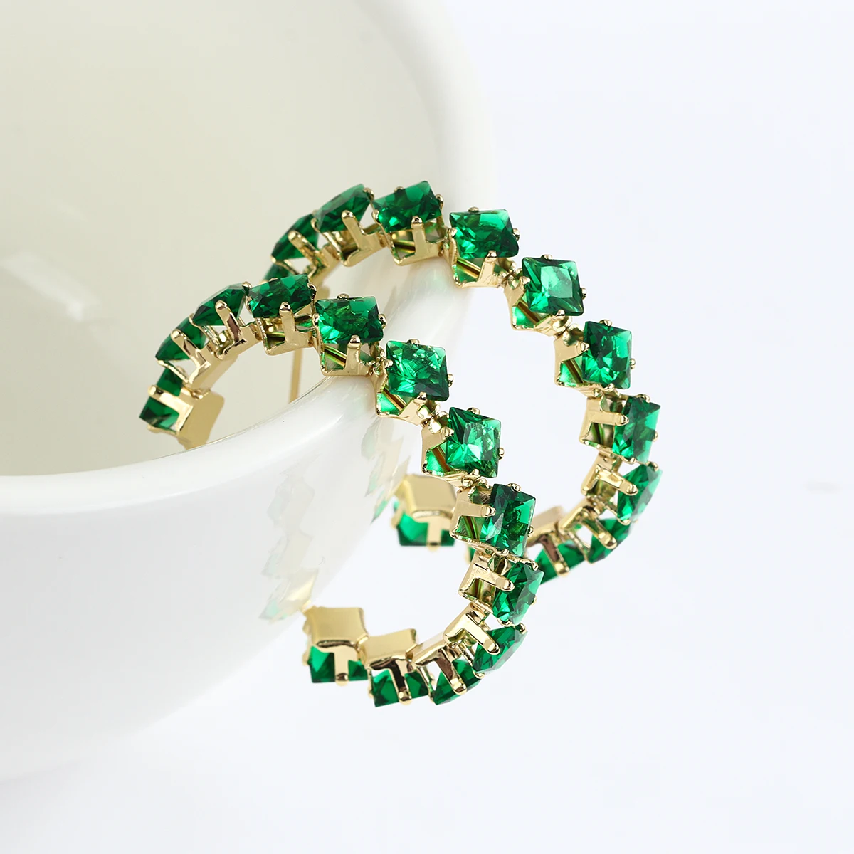

AENSOA Fashion Big Green Clear Full Crystal Hoop Earrings for Women Bijoux Geometric Rhinestones Round Earring Statement Jewelry