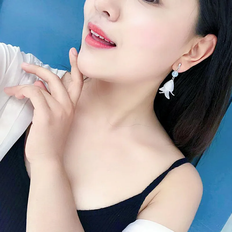 Новейшие дизайнерские женские металлические корейские серьги-гвоздики из