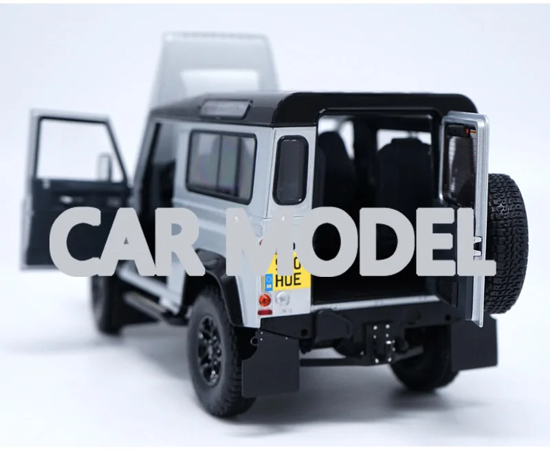1:18 Масштаб сплава игрушечных транспортных средств Почти настоящий AR Defender 90 модель автомобиля SUV детских игрушечных автомобилей оригинальные аутентичные Детские игрушки
