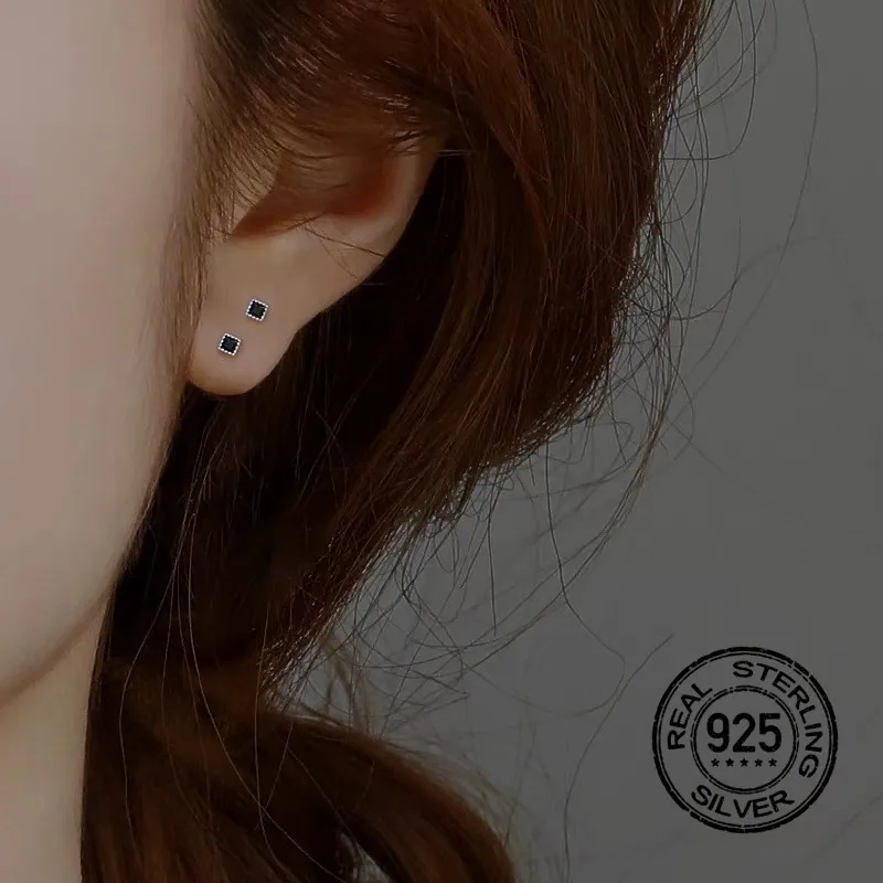 

Серьги женские из серебра 925 пробы, с фианитом
