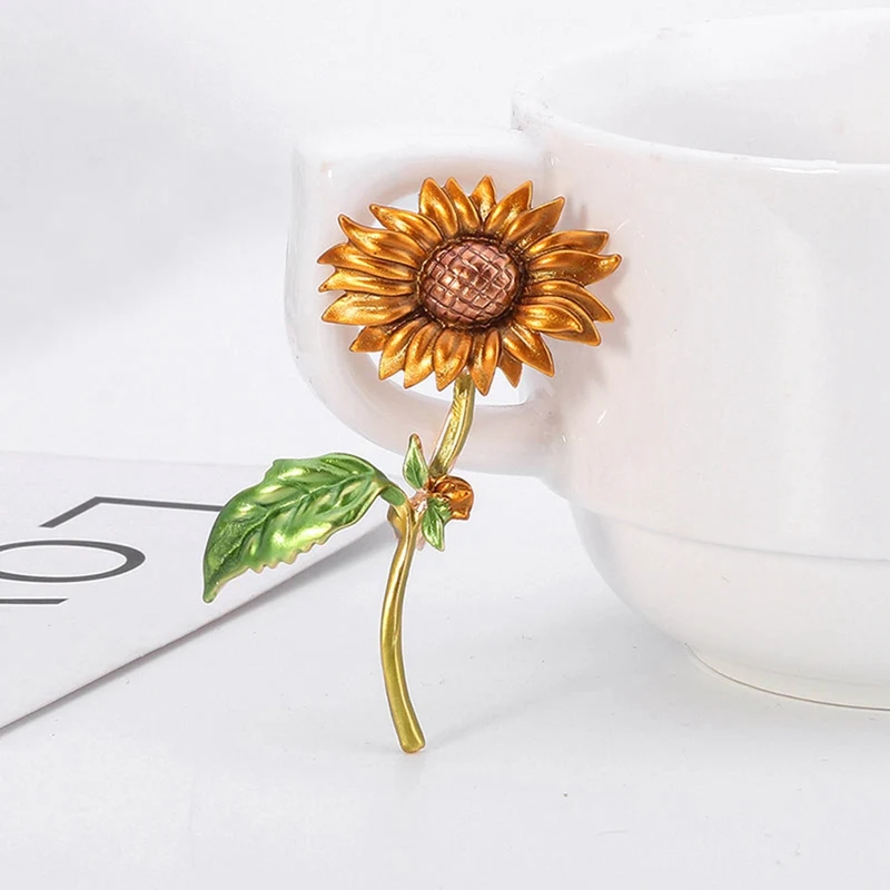 Enamel Sunflower Brooches For Women Yellow Color Elegant Autumn Style Fashion Jewelry Luxury Coat Pin Lady Gift | Украшения и