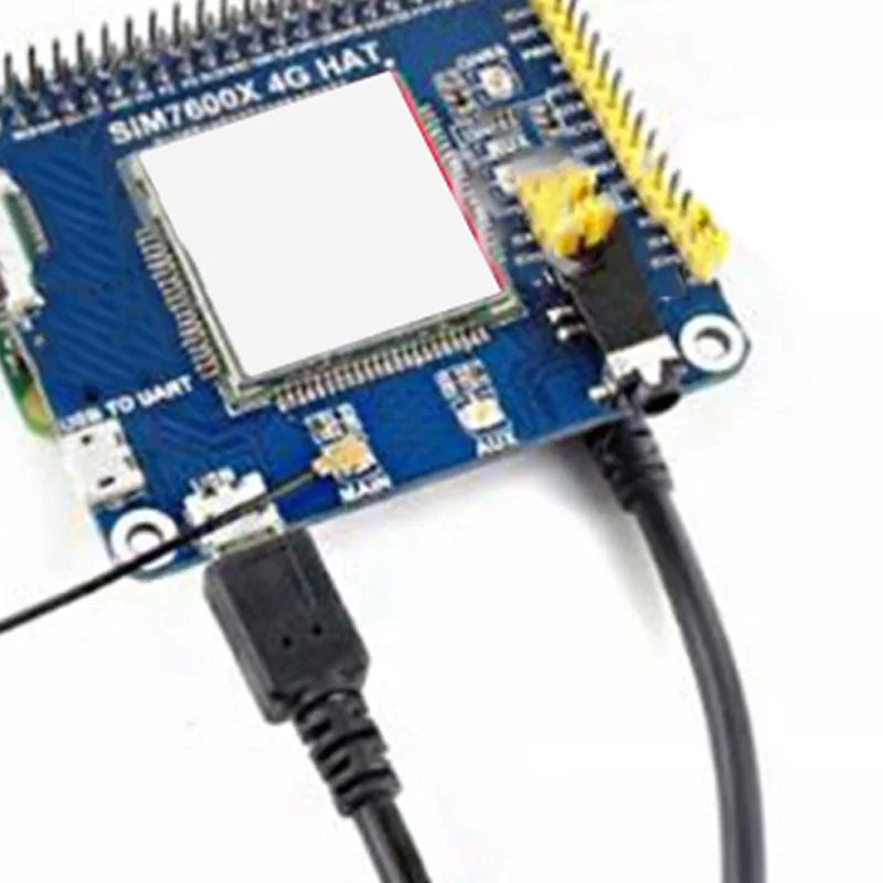 

SIM7600G-H 4G HAT 4G / 3G / 2G / GSM / GPRS / GNSS HAT for Raspberry Pi, 4G Expansion Board,4G Module,LTE CAT4 SIM7600