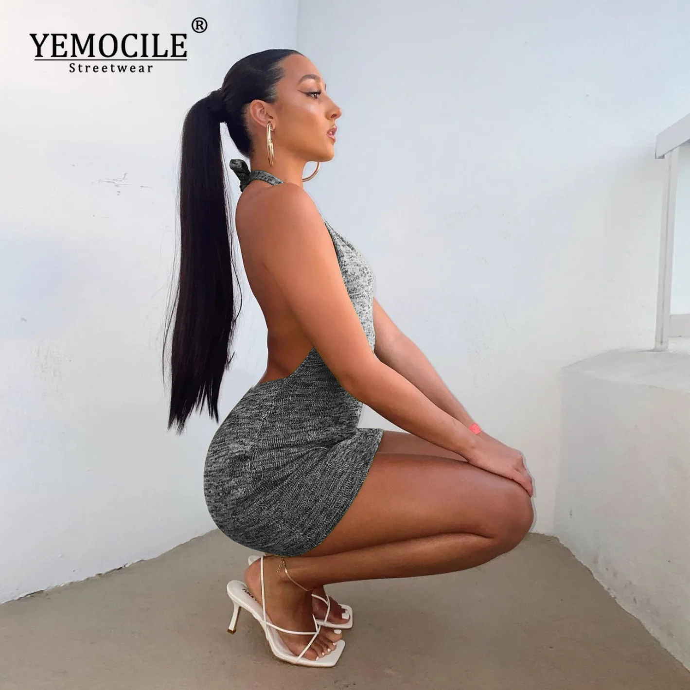 

Halter Sexy Backless Mini Dresses Bodycon Skinny Club Party Sleeveless Knitted Dress Fall Streetwear Beach Holiday