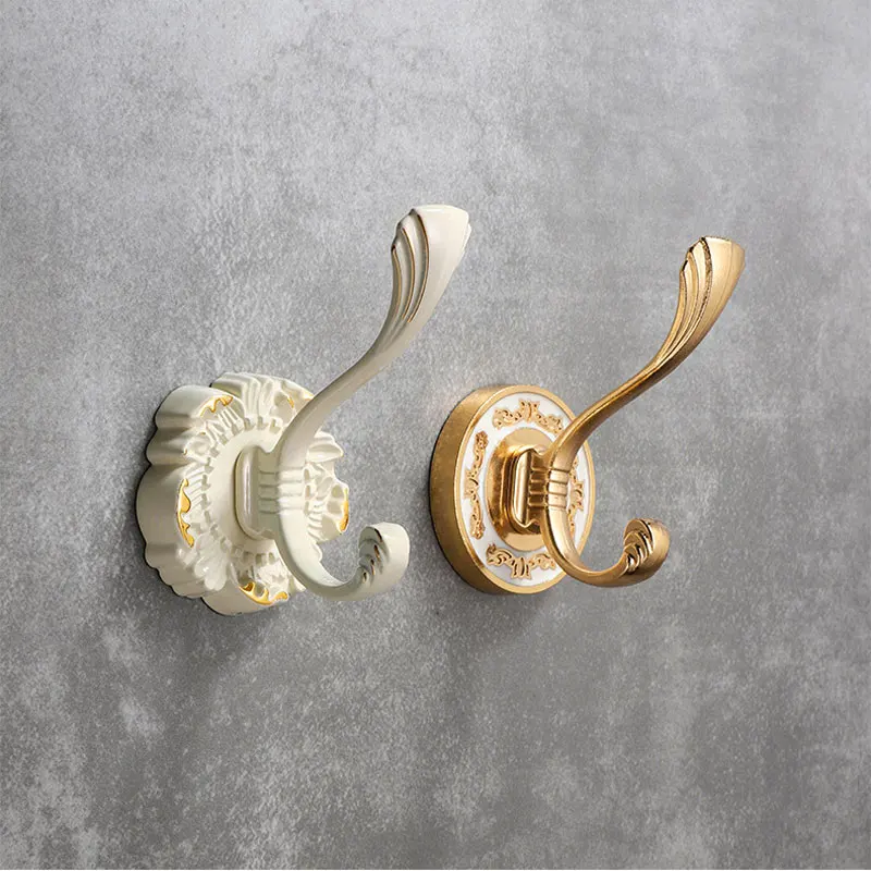 

Wall-mounted hook storage rack hanging cover paper rack kitchen multi-function clothes cabinet hook kitchen support is firmer