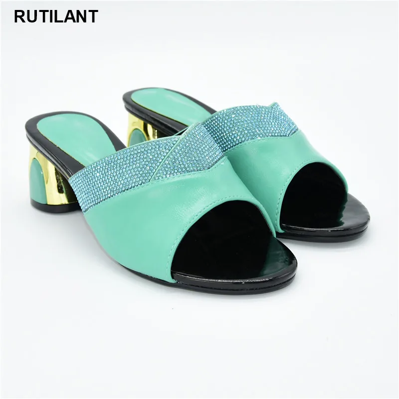 Модная элегантная обувь со стразами Женская Женские свадебные туфли на высоком