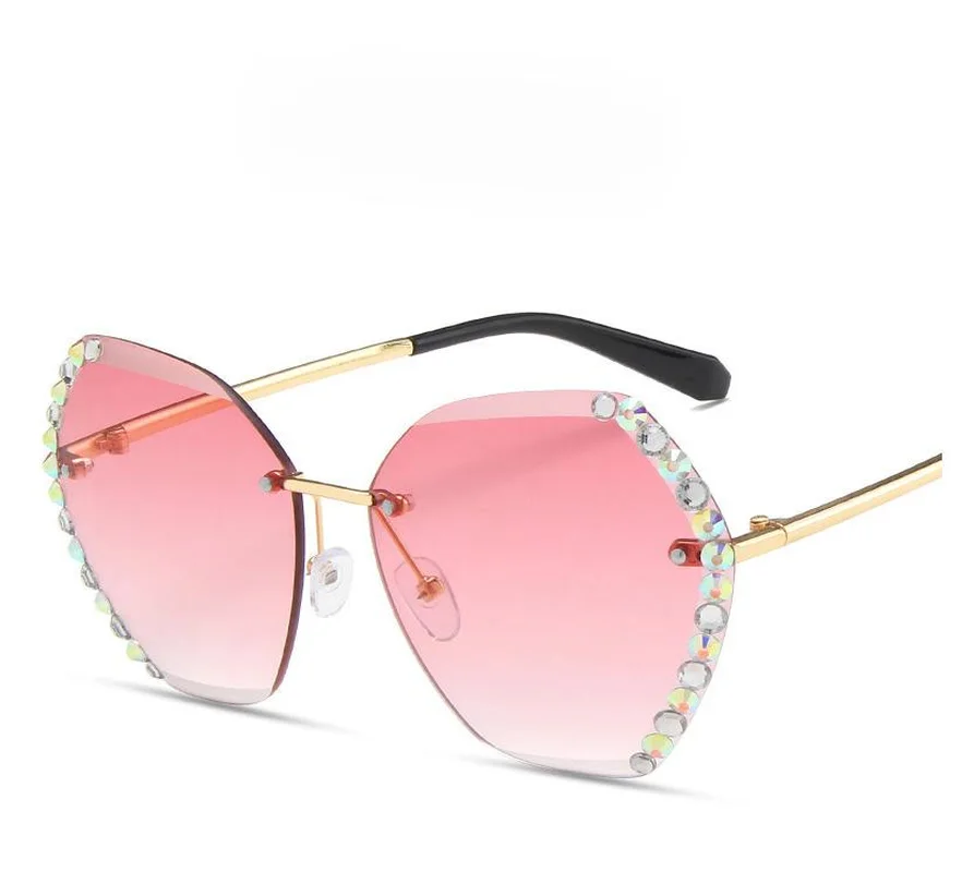 

2021 Fashion Classic Ocean Sunglasses Personalized Diamond-studded Rimless Sunglasses Trendy Gradient Polygon Luxury Sunglasses