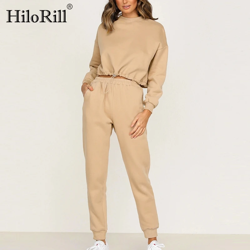 

HiloRill Fashion 2 Piece Sports Set Women Batwing Long Sleeve Cropped Sweatshirt Set Elastic Waist Soft Home Long Pants Outfit