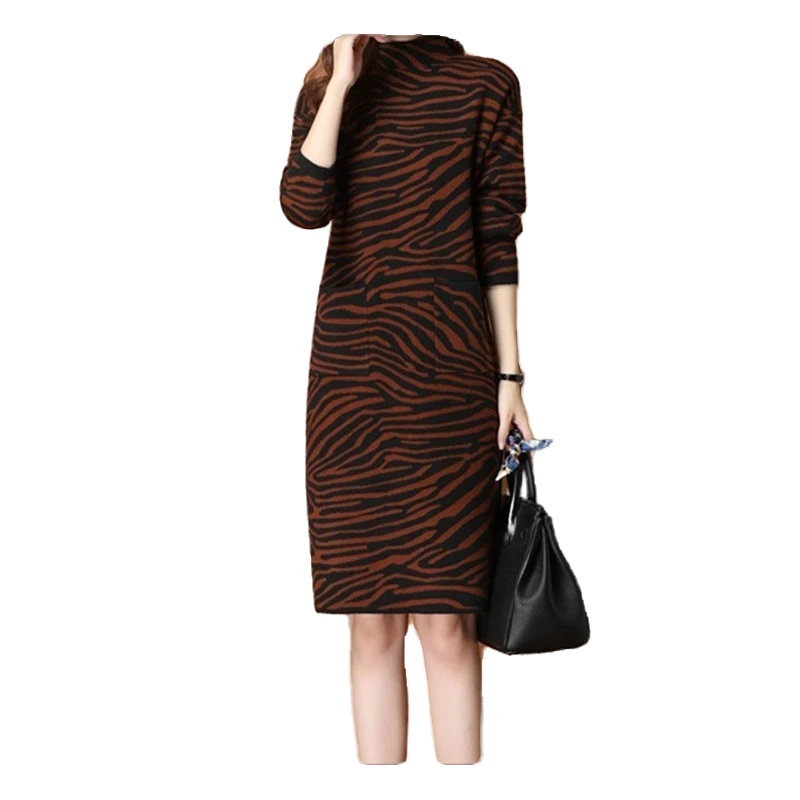 

2021 Autumn Winter One Piece Dresses Bottoming Shirt Wear Leopard Print Mid Length Sweater Women Knee-Length Knitted Dress Party