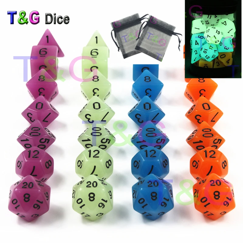Новейшие 4 набора многогранников Светящиеся в темноте кости плюс