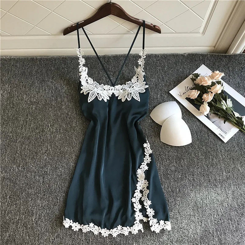 

Nightwear Female Satin Spaghetti Strap Nightgown Sexy O-neck Sleeveless Sleepwear Loose Summer New Kimono Bath Gown Sleep Dress