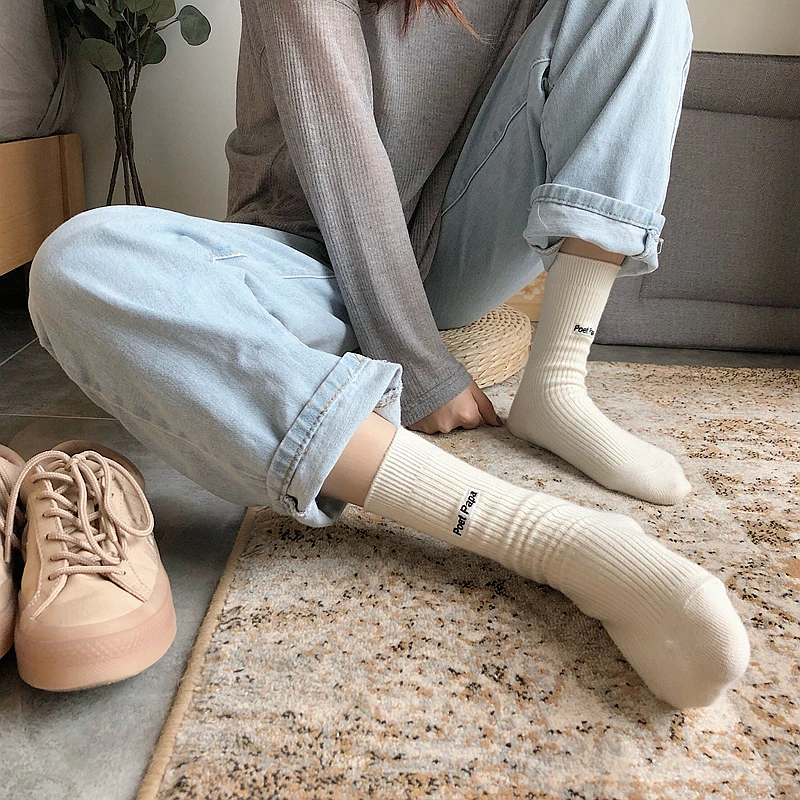 Женские корейские лаконичные Повседневные носки в стиле Харадзюку однотонные