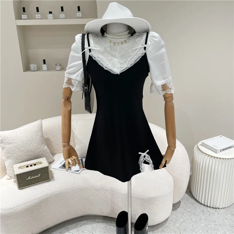 

Women's Spring Summer 2021 Fashion Slim V-neck suspender Dress Set with inside and outside short lace top Two piece set