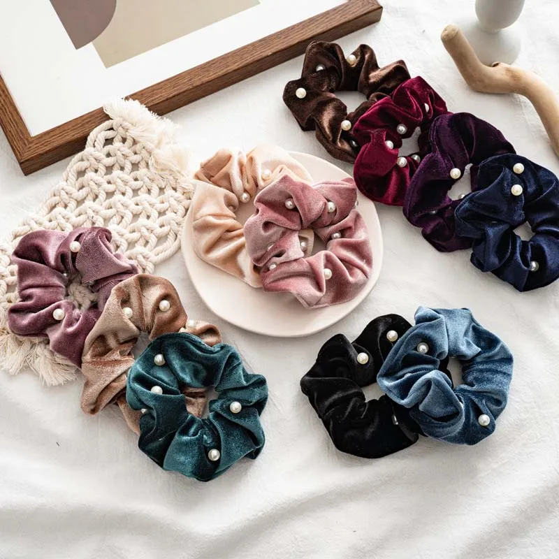 

Women's Winter Velvet Hair Scrunchies Hair Tie Hair Accessories Sweet Candy Color Hair Accessories Ponytail Holders Hair Rope