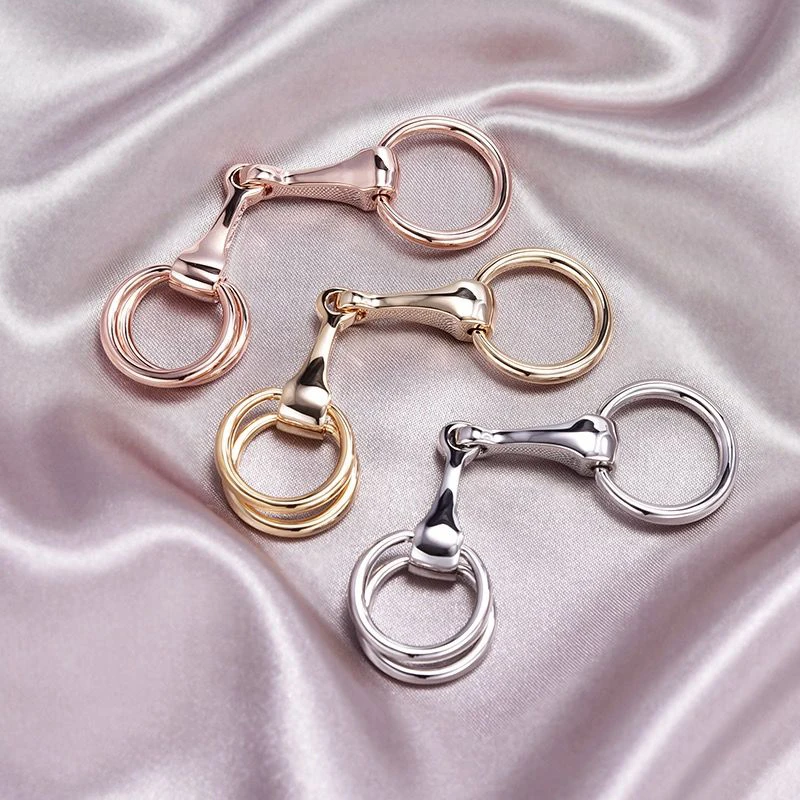 

Vintage Scarf Buckle New Design Brooches Women Trendy Shawls Buckle Holder Hollow Scarves Brooch Jewelry Clothing Accessories