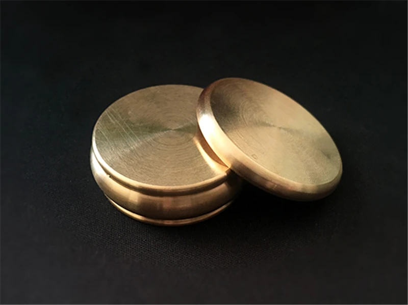 Будда коробка Okito (половина доллара латунь) Волшебная монета для фокусов