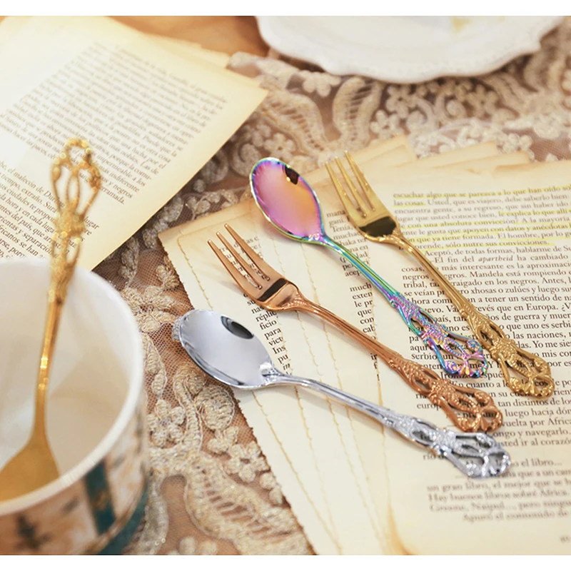 

Zollor Creativity Spoons Forks Vintage Metal Carved Coffee Fruit Dessert Cutlery Fork Tea Ice Cream Spoon Kitchen Flatware