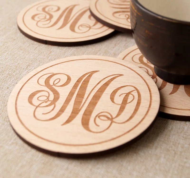 Деревянные подставки под индивидуальный заказ для напитков на выгравированные