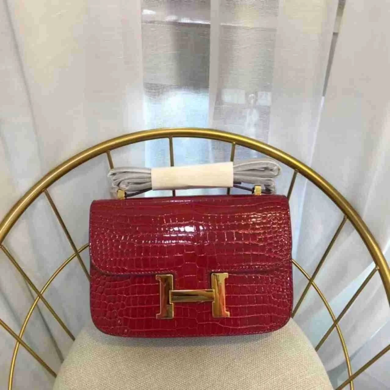 

2020 new fashion h-bag small square bag single shoulder diagonal span bag crocodile bean curd bag stewardess bag Kangkang bag