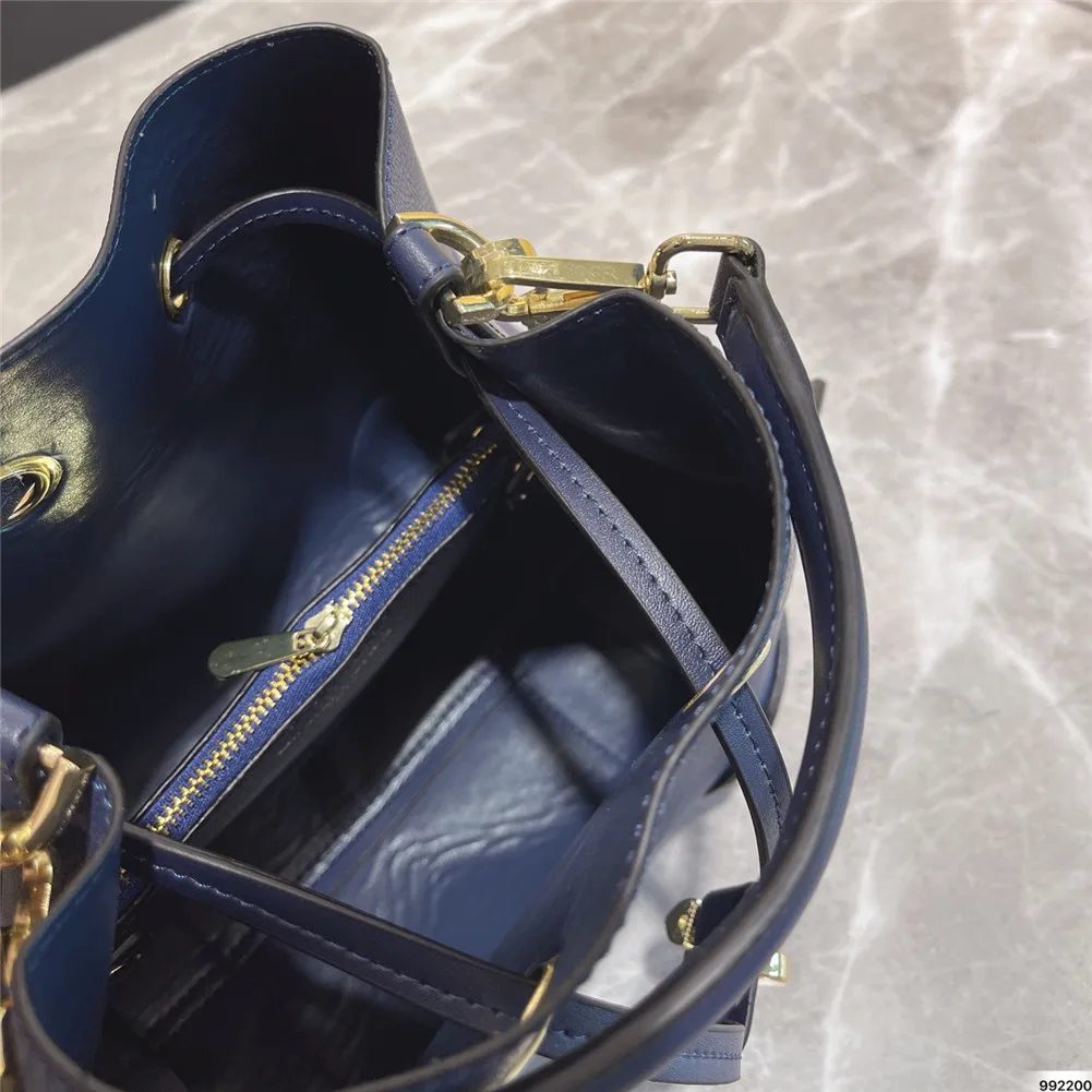 

Leather large-capacity handbags fashion handbags ladies shopping bags