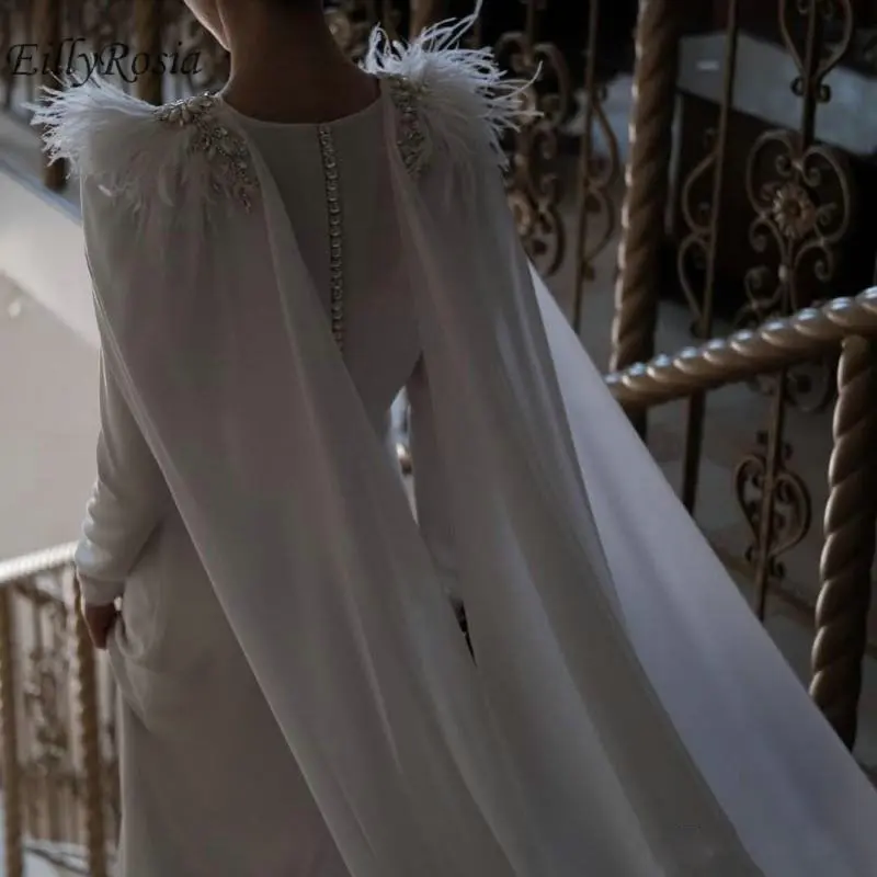Белое вечернее платье с длинным рукавом и накидкой элегантное обручальное