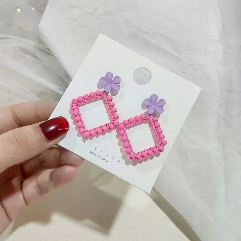 2019 Simple Drop Earrings Design Hit Color Flower Geometric Square Shape Acrylic Beads Dnagle Fashion Jewelry for Women |