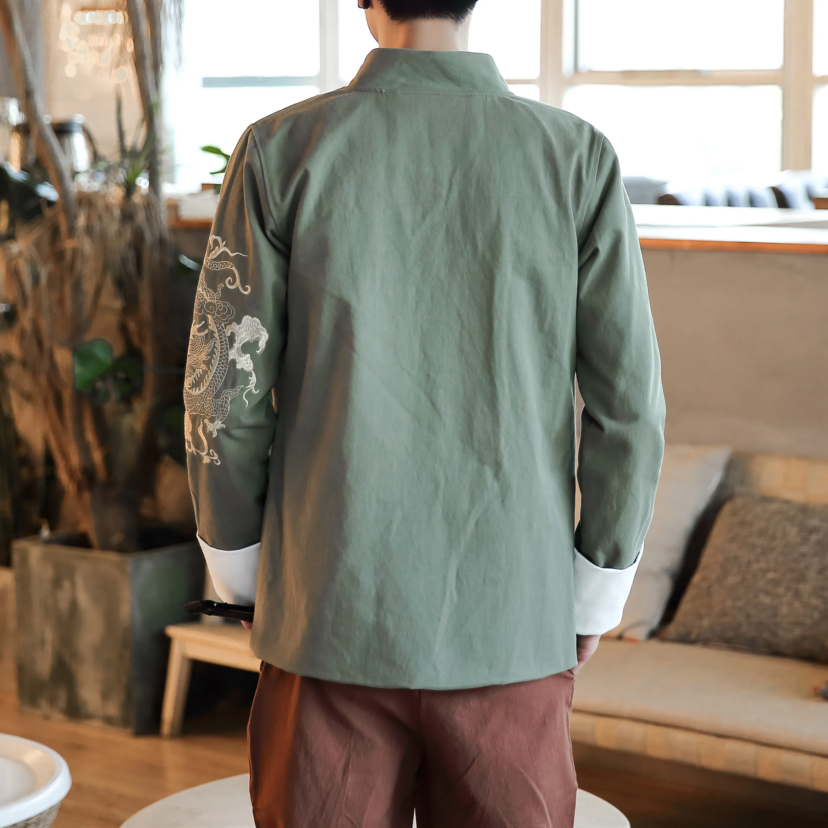 Черные традиционные китайские рубашки с воротником для мужчин Красные восточные куртки в стиле Ориентал с вышивкой дракона Этно Жуншань Фу Бакл новые.