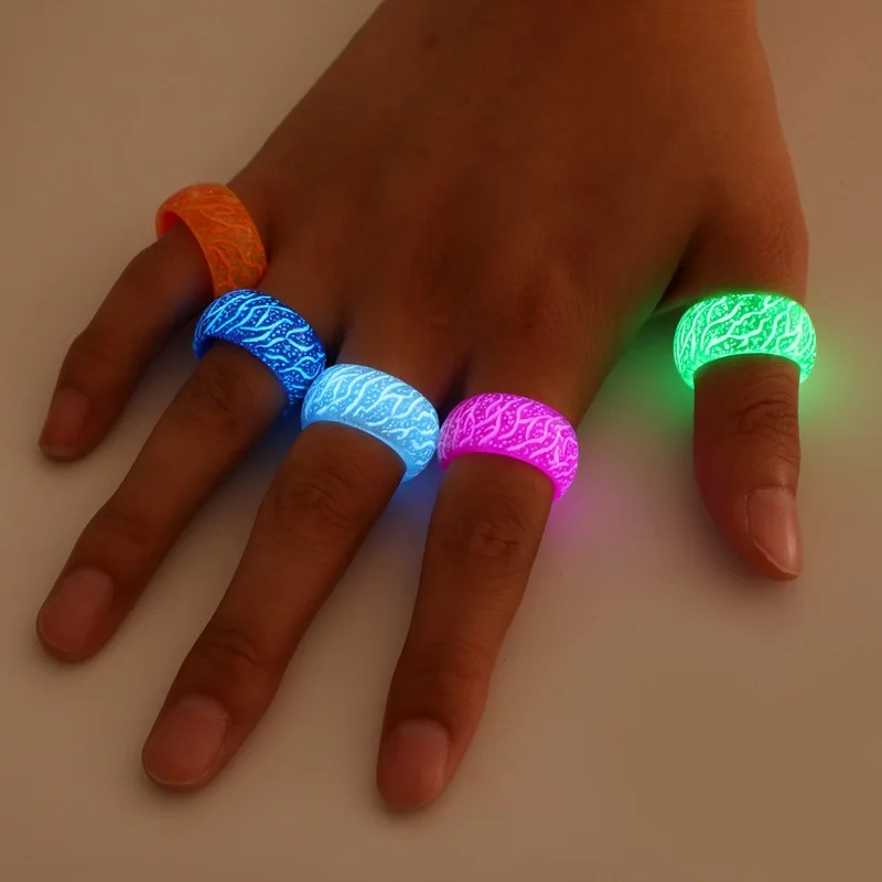 

2021 New Fashion Colorful Luminous Resin Ring Women Men Punk Fluorescent Glowing Rings Glow In The Dark Finger Ring Jewelry Gift