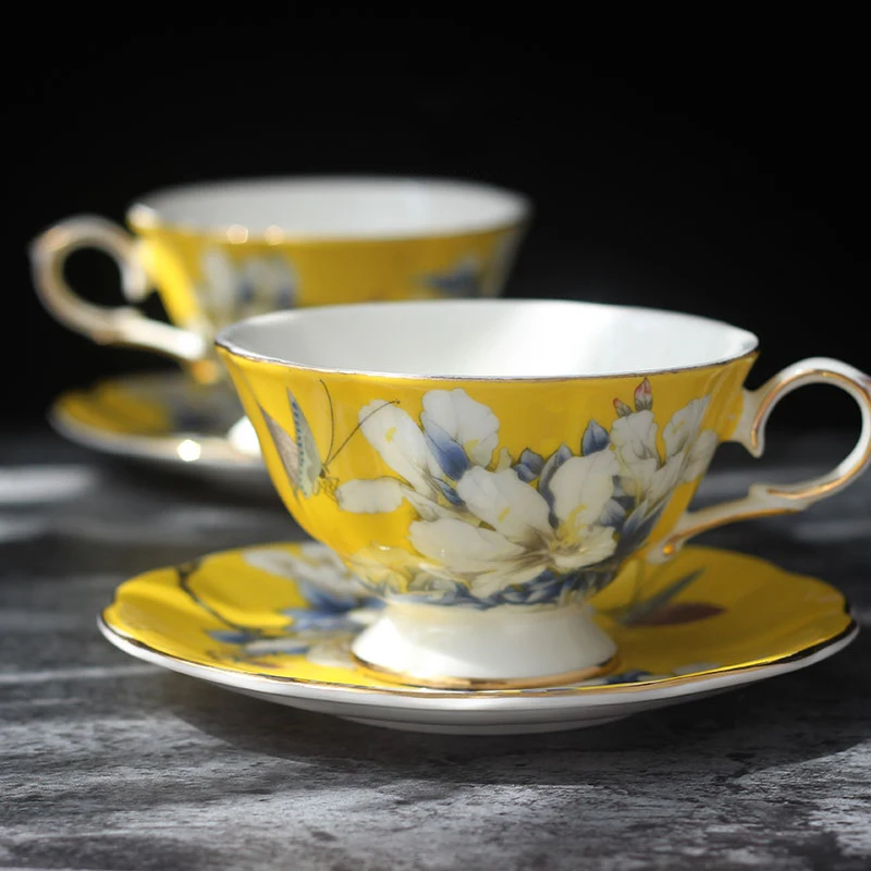 

High Quality Bone Porcelain Coffee Cups Vintage Ceramic Cups On-glazed Advanced Tea Cups And Saucers Sets Luxury Gifts
