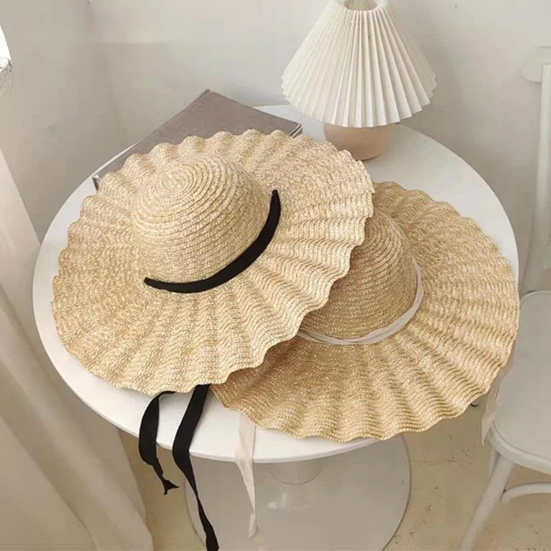 

Women's wide brimmed straw hat, Beach Hat, sun hat, fashion vacation hat, 2020